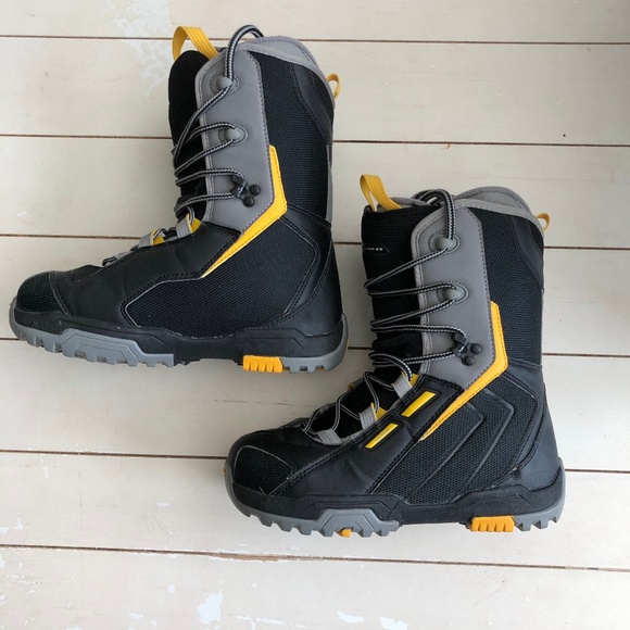 salomon autofit snowboard boots